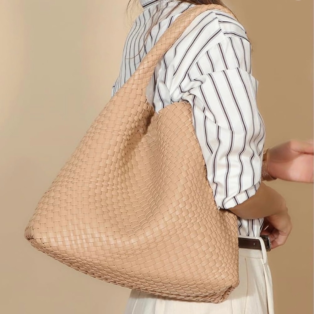 Woven Beige purse -gently worn-in great condition!